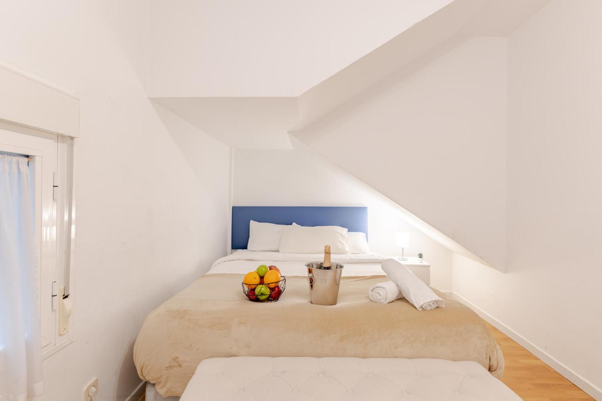 Mad Coco Aparts & Suites Centro Sol Madrid Kültér fotó