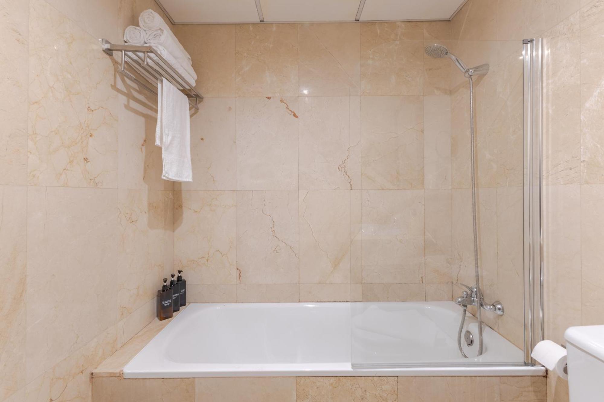 Mad Coco Aparts & Suites Centro Sol Madrid Kültér fotó